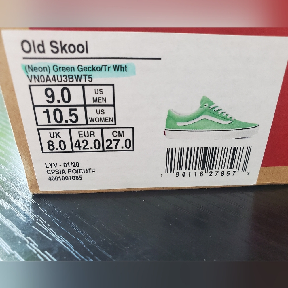 VANS "OLD SKOOL" SHOES